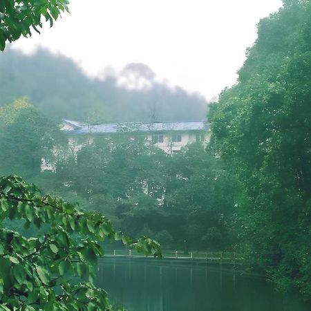 乐山 峨眉山红珠山宾馆酒店 外观 照片