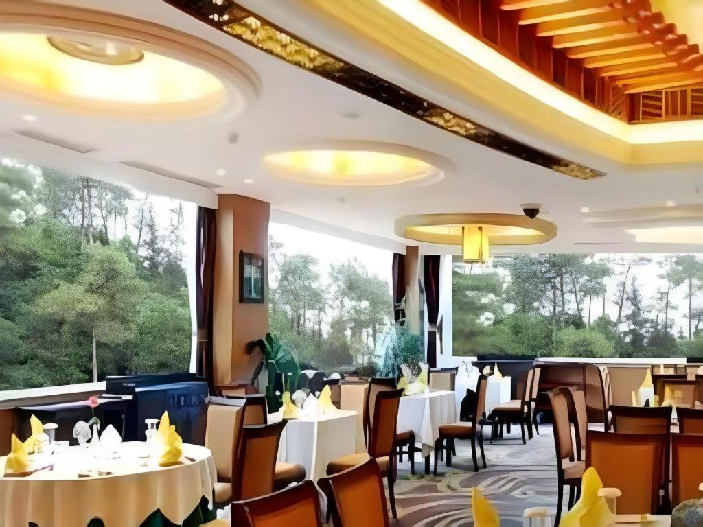乐山 峨眉山红珠山宾馆酒店 外观 照片